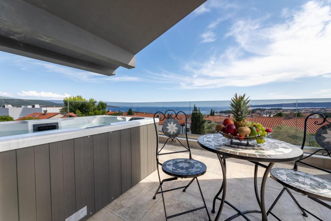 Luxury Villa Adria Apartments クルク エクステリア 写真