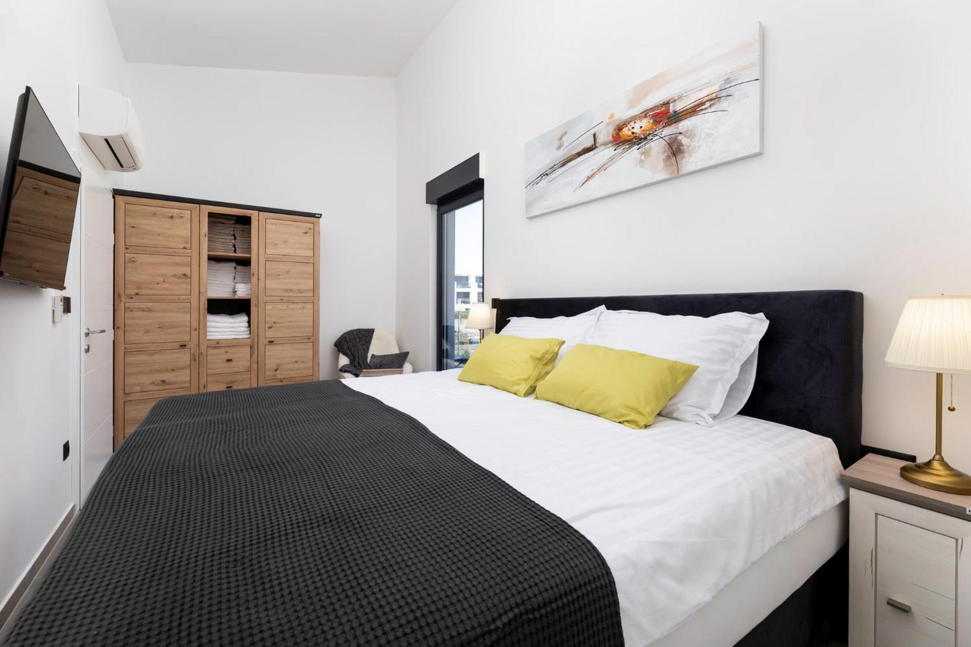 Luxury Villa Adria Apartments クルク エクステリア 写真