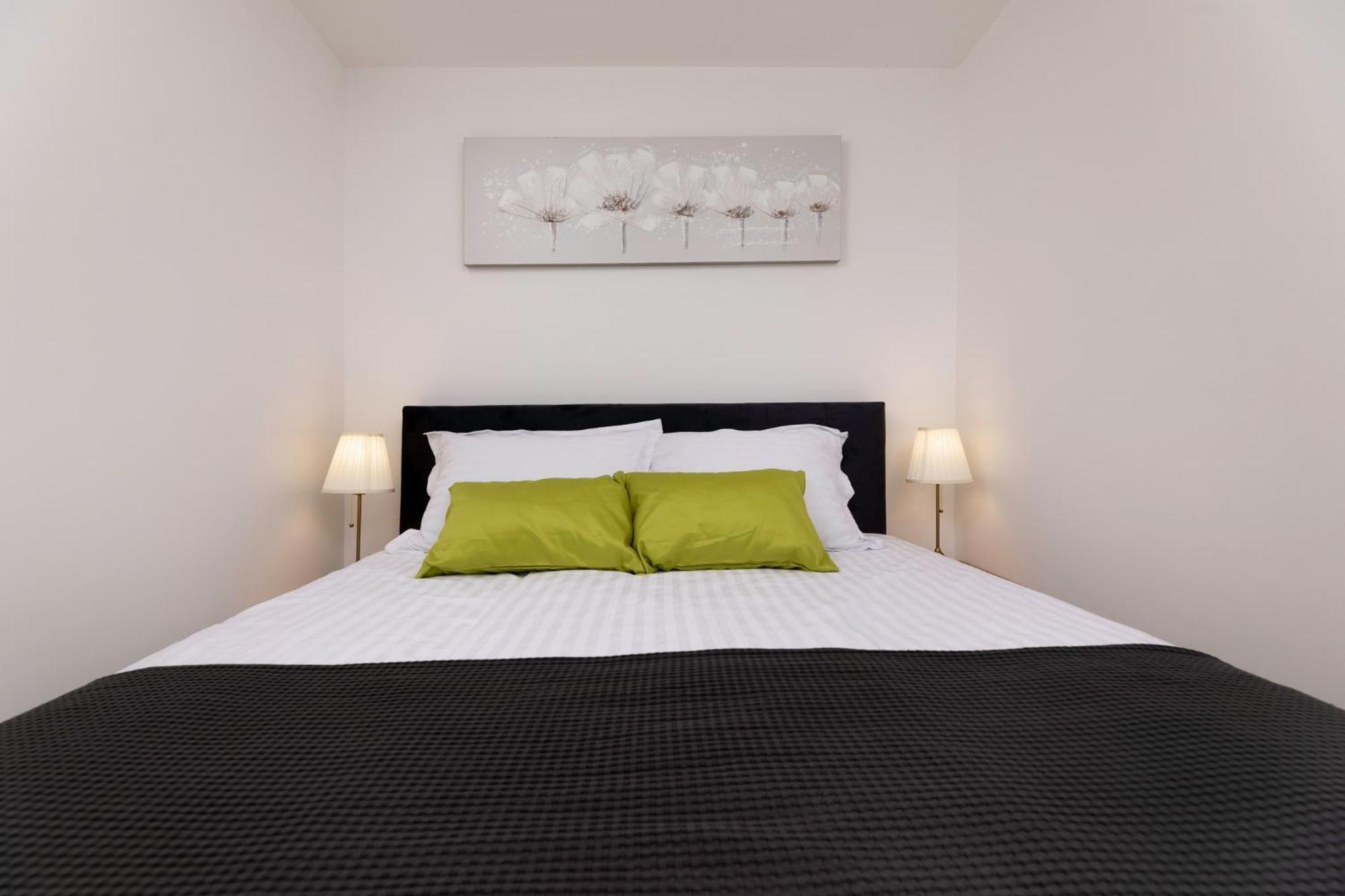 Luxury Villa Adria Apartments クルク エクステリア 写真