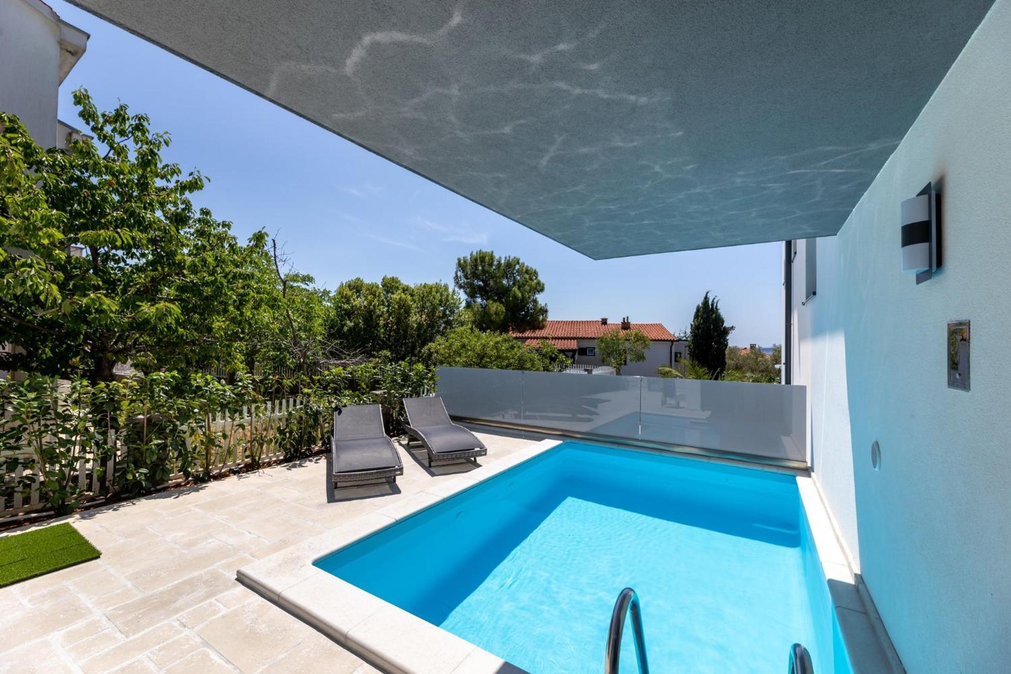 Luxury Villa Adria Apartments クルク エクステリア 写真